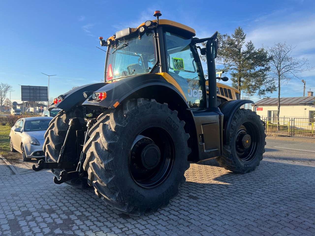 JCB Fastrac 8310 - Traktor: pilt 5 JCB Fastrac 8310 - Traktor: pilt 5
