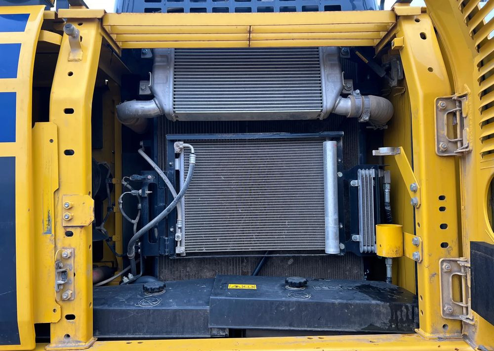 Komatsu PC 210LC - Lintekskavaator: pilt 5 Komatsu PC 210LC - Lintekskavaator: pilt 5
