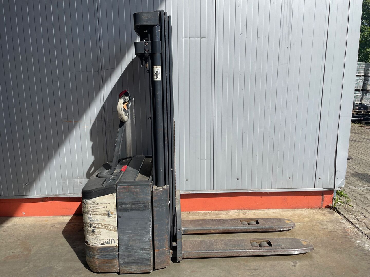 Crown WE2300 1.6 TT - Virnastaja: pilt 2 Crown WE2300 1.6 TT - Virnastaja: pilt 2