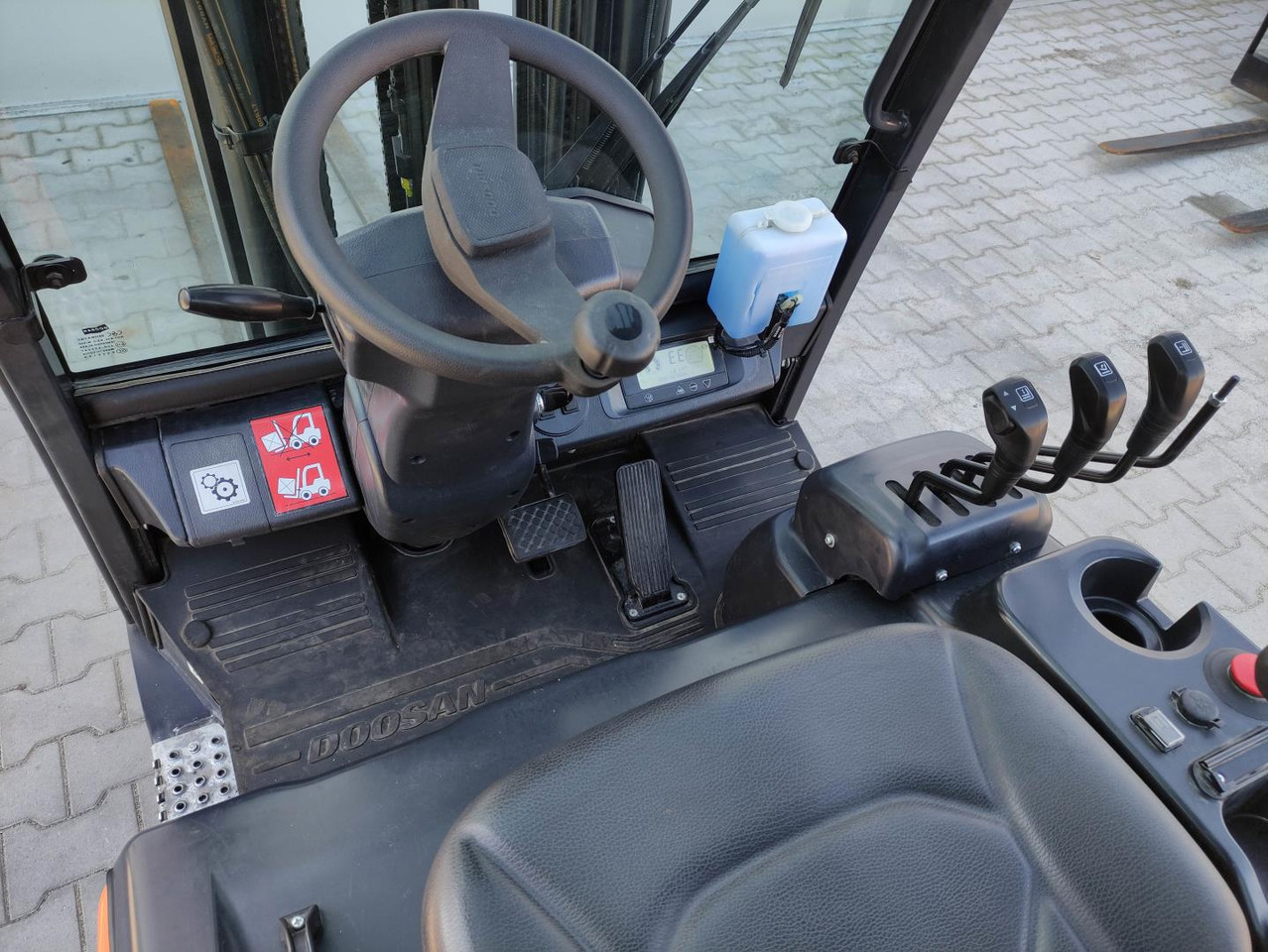 Doosan B20X-7 (Plus) - Elektritõstuk: pilt 5 Doosan B20X-7 (Plus) - Elektritõstuk: pilt 5