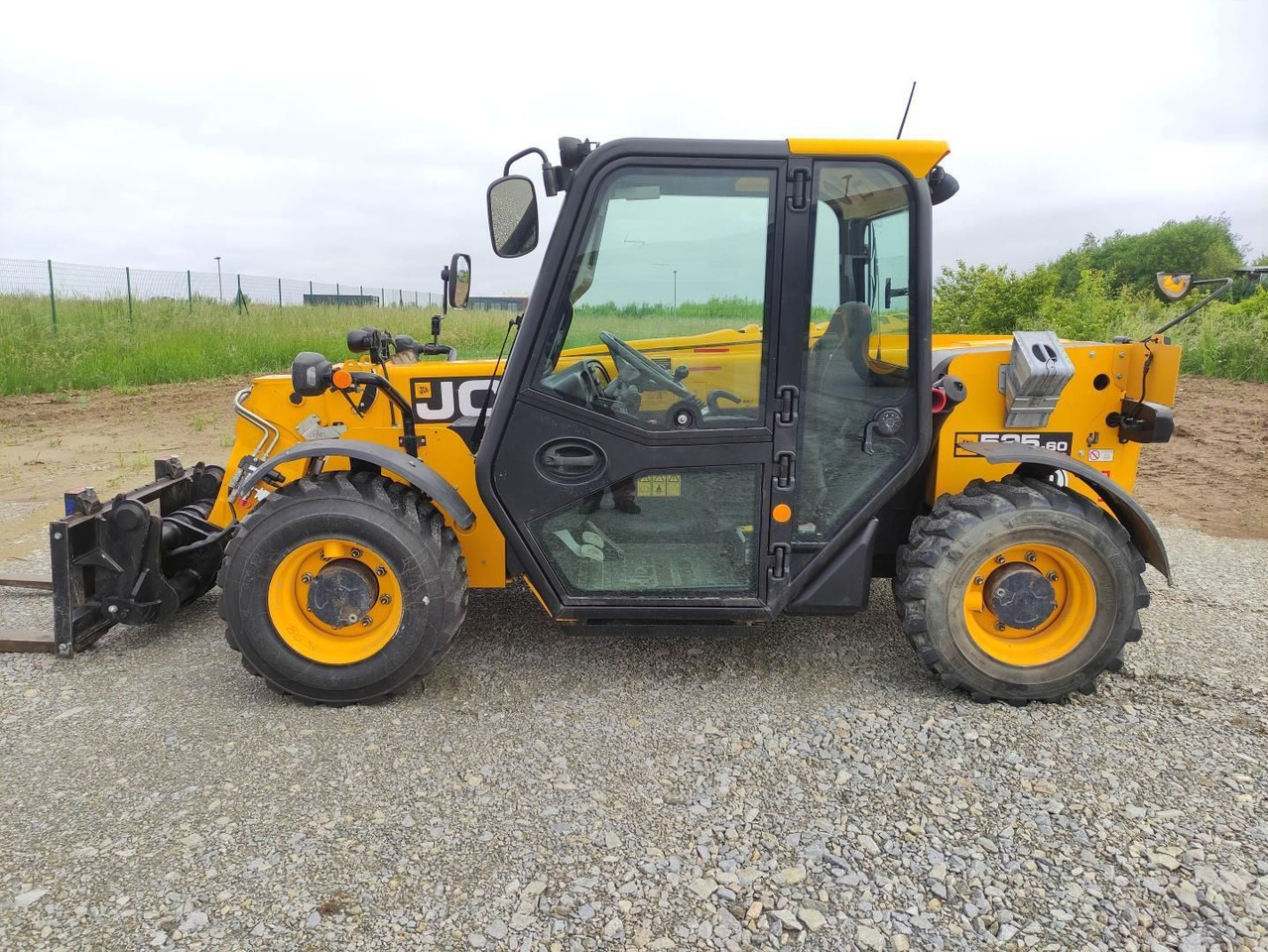 JCB 525-60 Hi Viz - Teleskooplaadur: pilt 1 JCB 525-60 Hi Viz - Teleskooplaadur: pilt 1