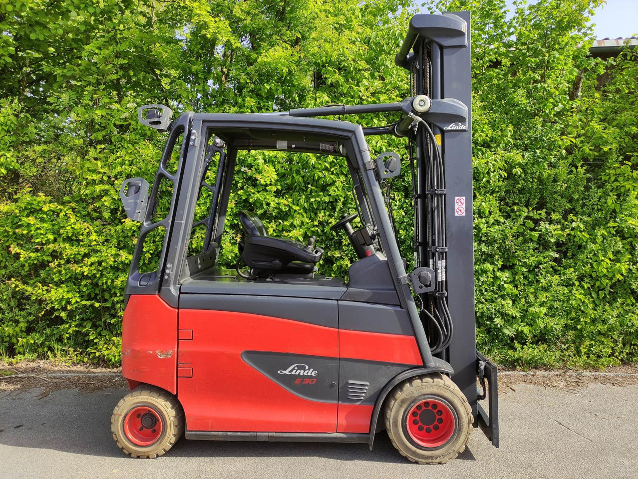 Linde E30HL-01/600-387 - Elektritõstuk: pilt 2 Linde E30HL-01/600-387 - Elektritõstuk: pilt 2
