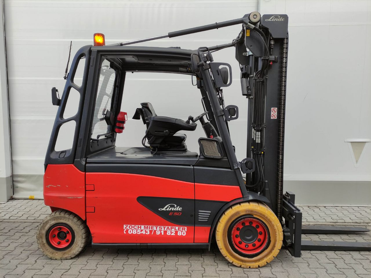 Linde E50HL-01-388 - Elektritõstuk: pilt 2 Linde E50HL-01-388 - Elektritõstuk: pilt 2