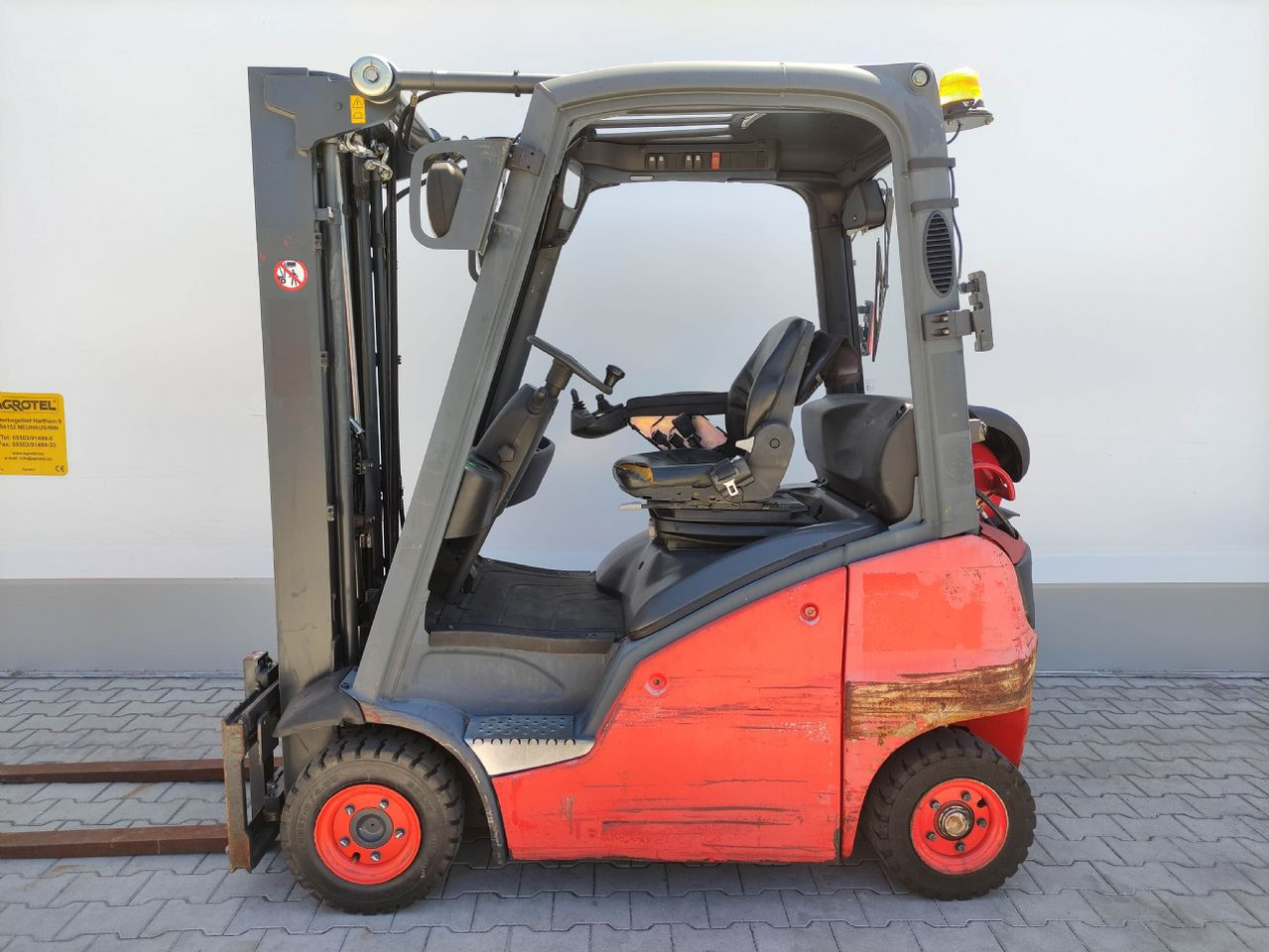 Linde H16T-01-391 (SE NEU) - Kahveltõstuk: pilt 1 Linde H16T-01-391 (SE NEU) - Kahveltõstuk: pilt 1