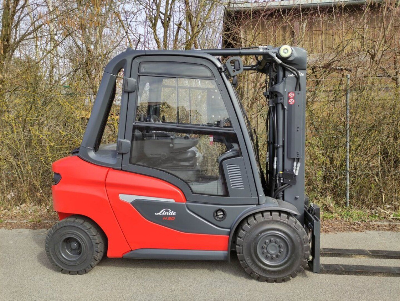 Linde H30D-01-1202 - Diiseltõstuk: pilt 3 Linde H30D-01-1202 - Diiseltõstuk: pilt 3