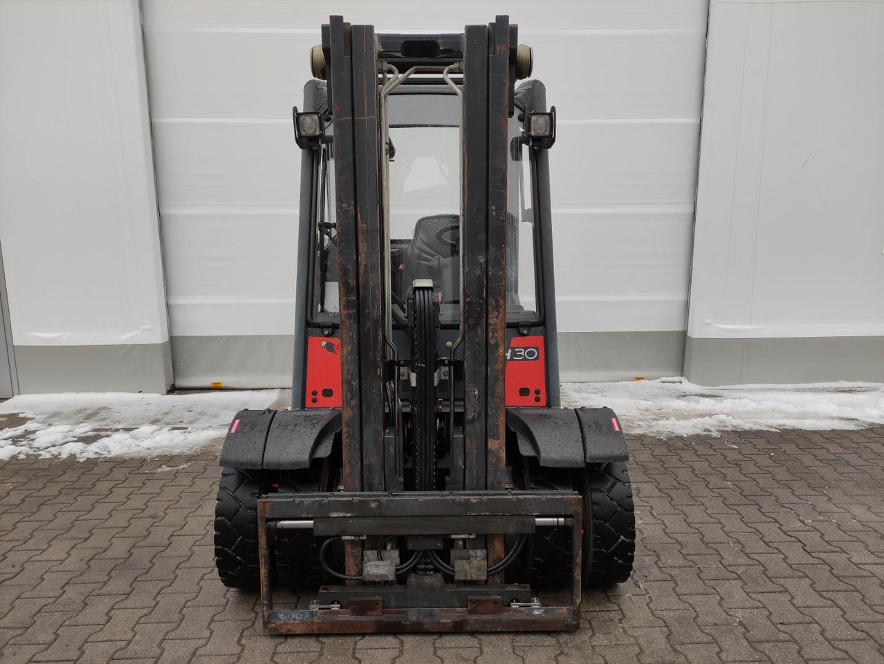 Linde H30D-01-393 (Kundendienst NEU) - Diiseltõstuk: pilt 3 Linde H30D-01-393 (Kundendienst NEU) - Diiseltõstuk: pilt 3