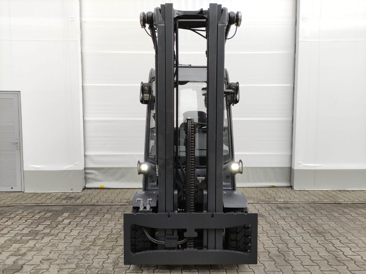 Linde H35D-01-120 (LACK NEU) - Diiseltõstuk: pilt 3 Linde H35D-01-120 (LACK NEU) - Diiseltõstuk: pilt 3