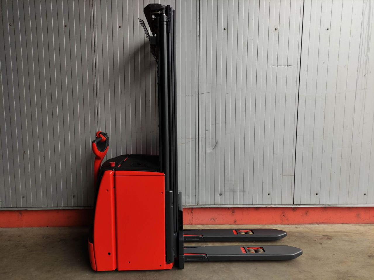 Linde L16-1173 - Virnastaja: pilt 2 Linde L16-1173 - Virnastaja: pilt 2
