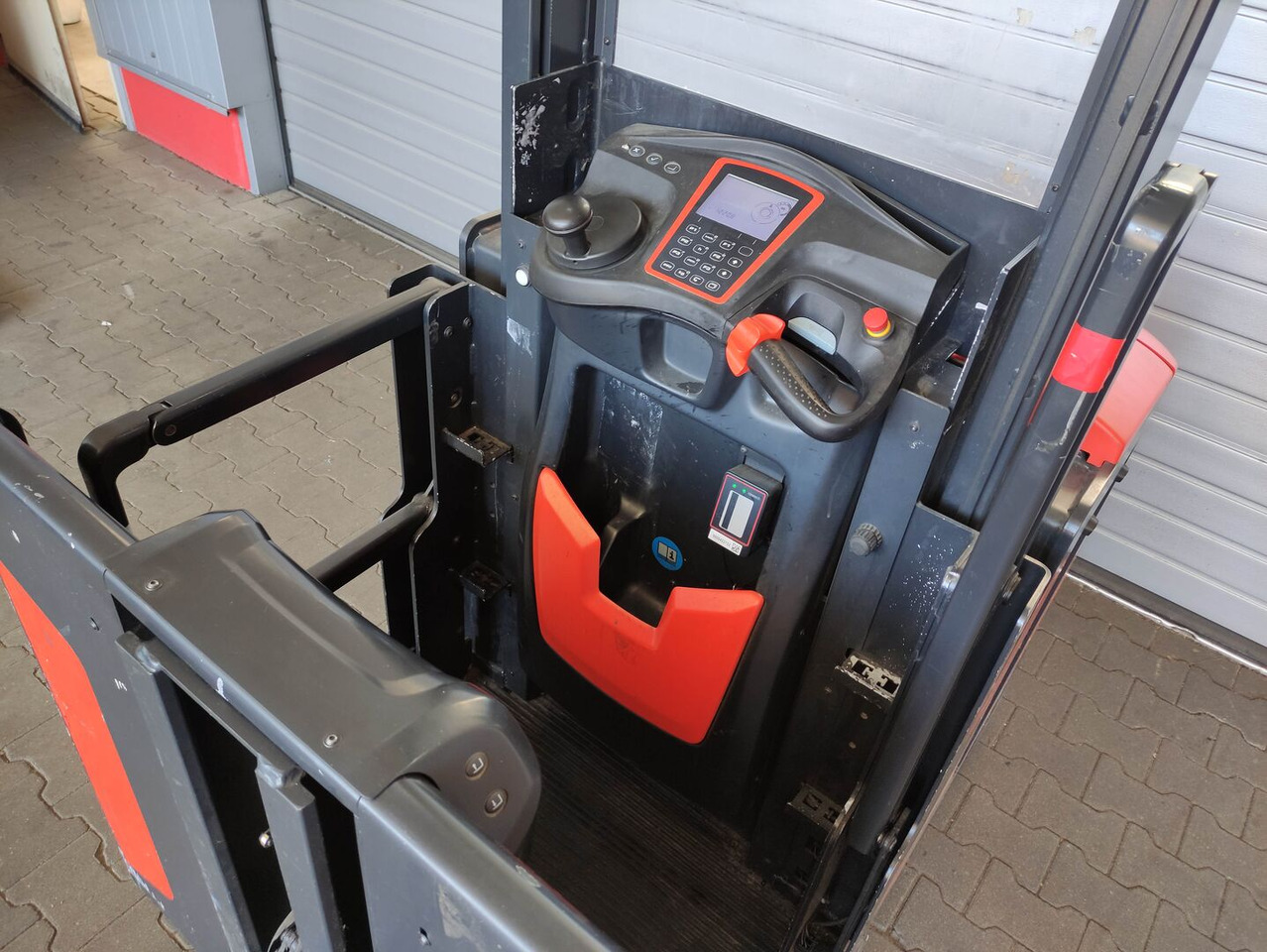 Linde V10-02 - Tellimusekoostur: pilt 5 Linde V10-02 - Tellimusekoostur: pilt 5