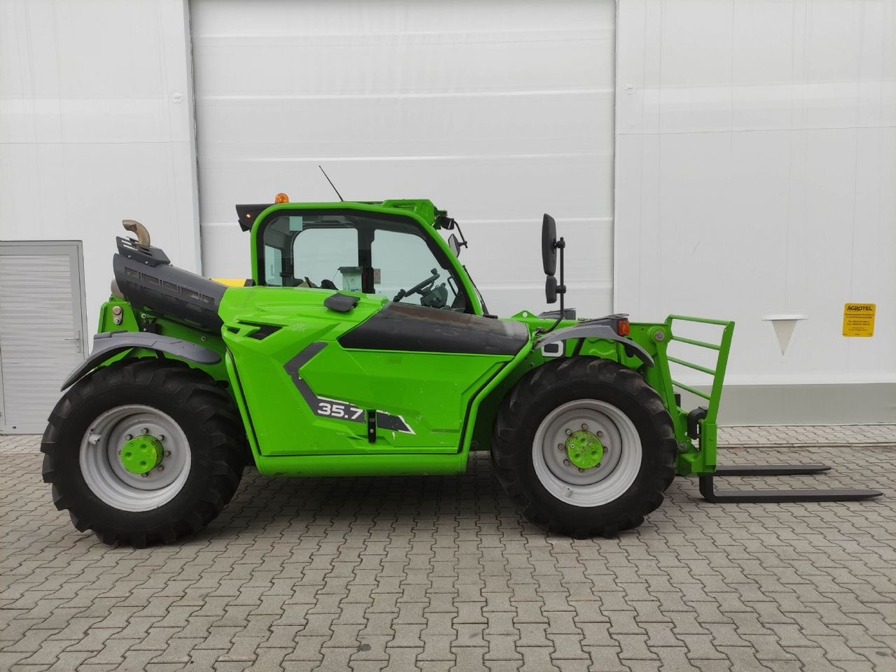 Merlo TF35.7-140 - 40 km/h - Teleskooplaadur: pilt 2 Merlo TF35.7-140 - 40 km/h - Teleskooplaadur: pilt 2