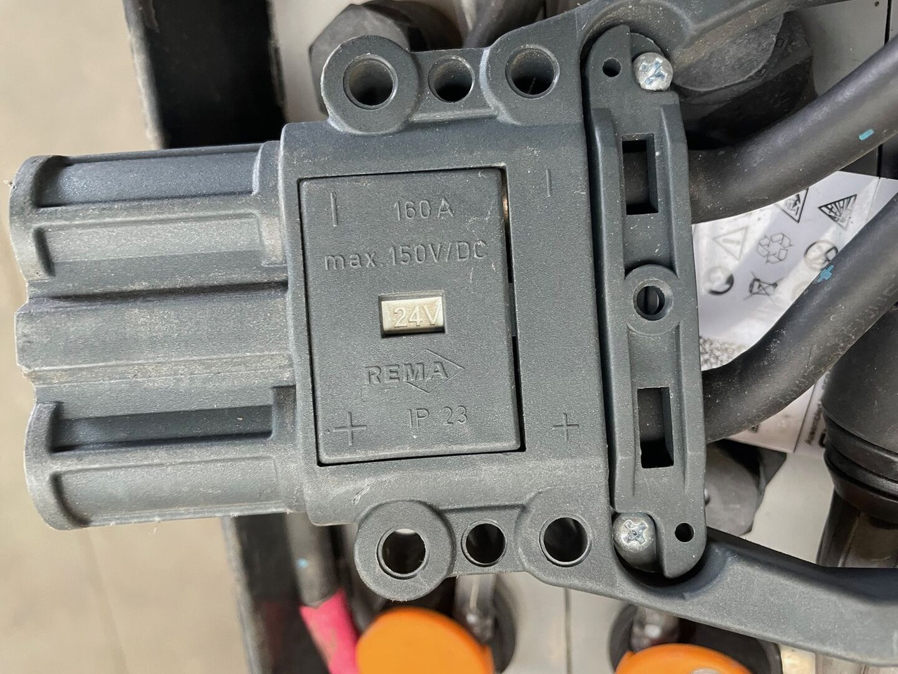 Sunlight I 24 Volt I 3 PzS 375 - Aku - Materjali käitlemise seade: pilt 4 Sunlight I 24 Volt I 3 PzS 375 - Aku - Materjali käitlemise seade: pilt 4