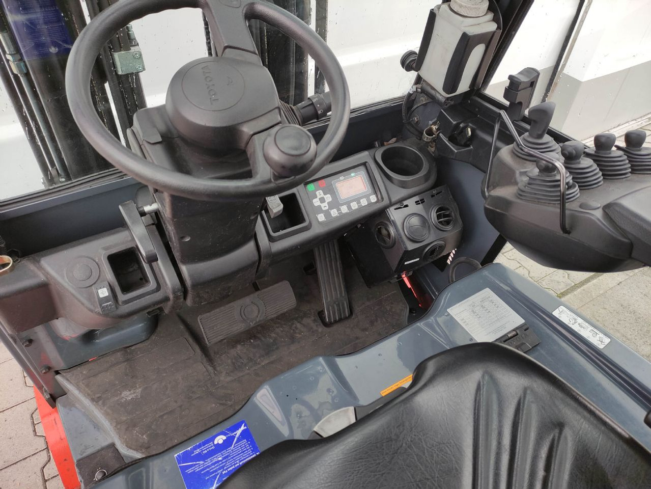 Toyota 8FBE16T - Elektritõstuk: pilt 5 Toyota 8FBE16T - Elektritõstuk: pilt 5