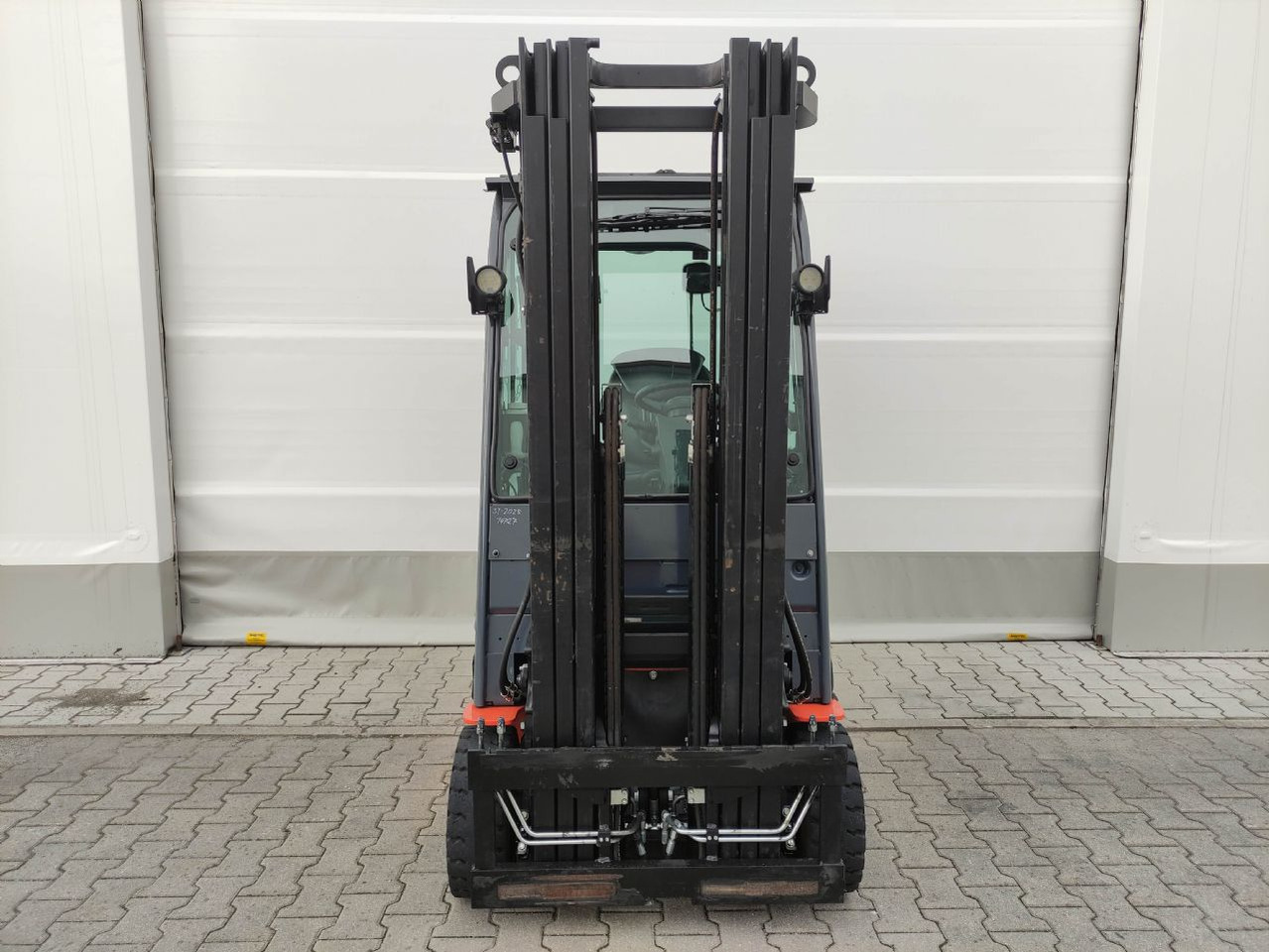 Toyota 8FBE16T - Elektritõstuk: pilt 3 Toyota 8FBE16T - Elektritõstuk: pilt 3