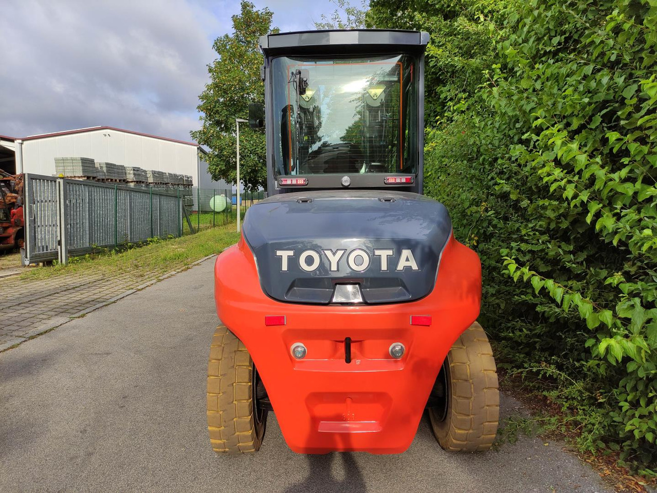 Toyota 9FBH80T900 - Elektritõstuk: pilt 4 Toyota 9FBH80T900 - Elektritõstuk: pilt 4
