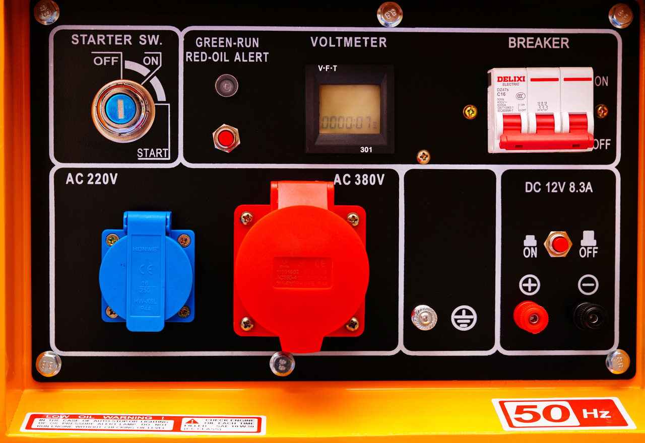 HELVETICA POWER 9KVA Dieselgenerator mit E-Start - Generaatorikomplekt: pilt 4 HELVETICA POWER 9KVA Dieselgenerator mit E-Start - Generaatorikomplekt: pilt 4