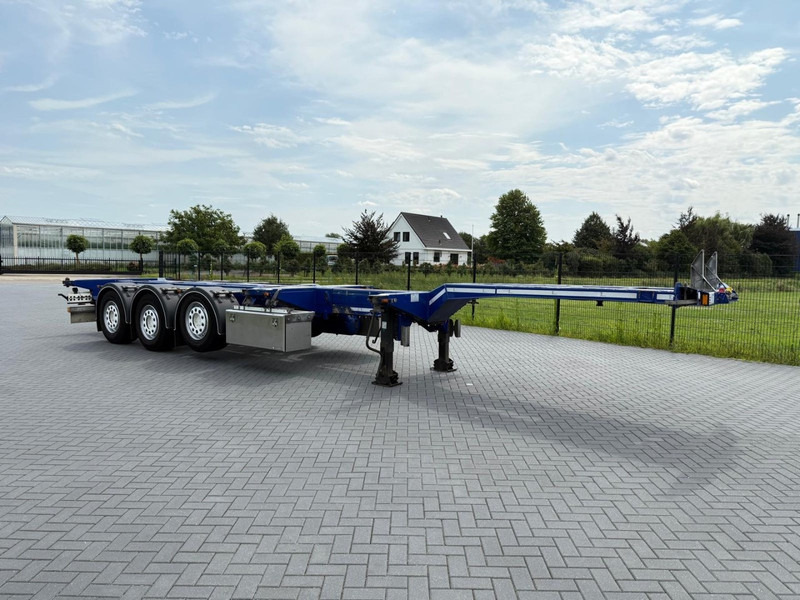 D-Tec FLEXITRAILER GESCOPEERD, 20-40 FT, MULTI UITSCHUIFBAAR, 1 LIFTAS. - Konteinerveduk/ Tõstukiga poolhaagis: pilt 1 D-Tec FLEXITRAILER GESCOPEERD, 20-40 FT, MULTI UITSCHUIFBAAR, 1 LIFTAS. - Konteinerveduk/ Tõstukiga poolhaagis: pilt 1