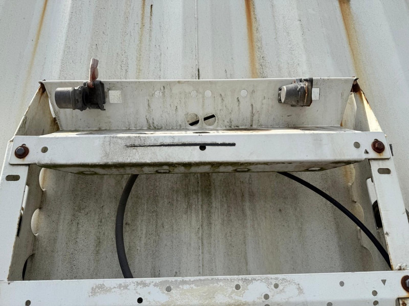 Krone KRONE SD TAUTLINER, 3 AXLE, STAR SLIDING ROOF, NL TRAILER. - Tentpoolhaagis: pilt 5 Krone KRONE SD TAUTLINER, 3 AXLE, STAR SLIDING ROOF, NL TRAILER. - Tentpoolhaagis: pilt 5