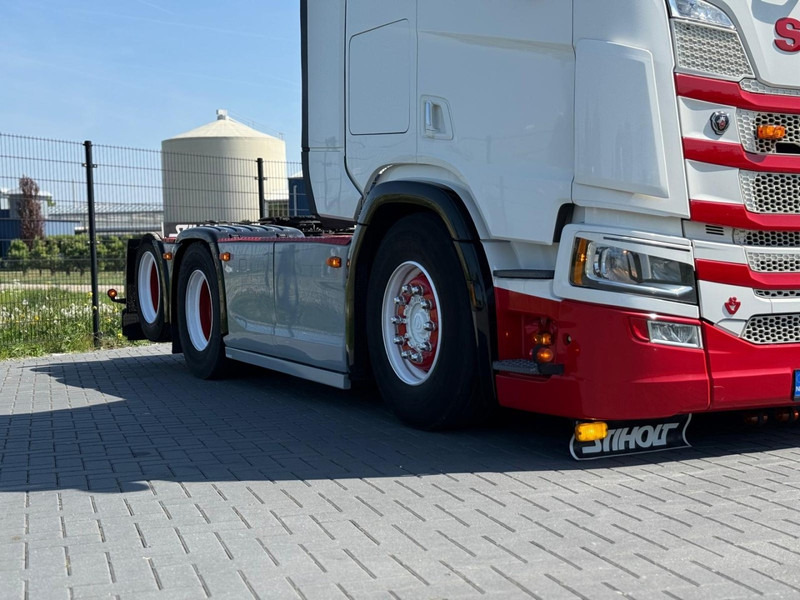 Scania R 650 FULL AIR, RETARDER, LEATHER, SHOW, INTERIOR. - Sadulveok: pilt 5 Scania R 650 FULL AIR, RETARDER, LEATHER, SHOW, INTERIOR. - Sadulveok: pilt 5