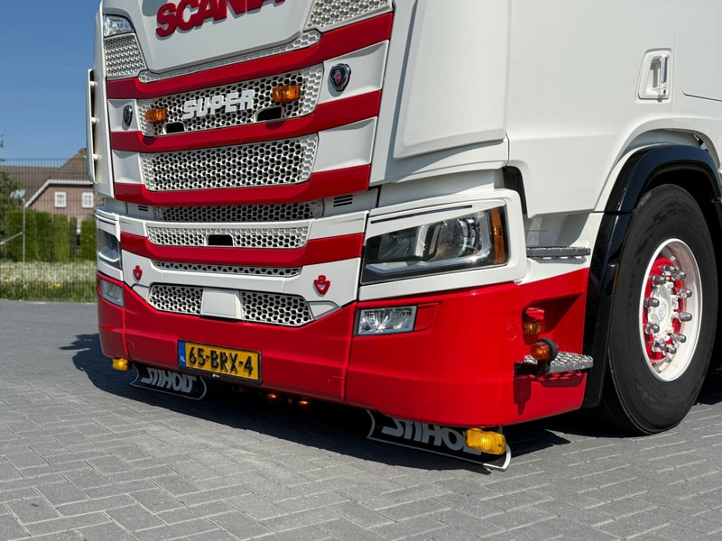 Scania R 650 FULL AIR, RETARDER, LEATHER, SHOW, INTERIOR. - Sadulveok: pilt 3 Scania R 650 FULL AIR, RETARDER, LEATHER, SHOW, INTERIOR. - Sadulveok: pilt 3
