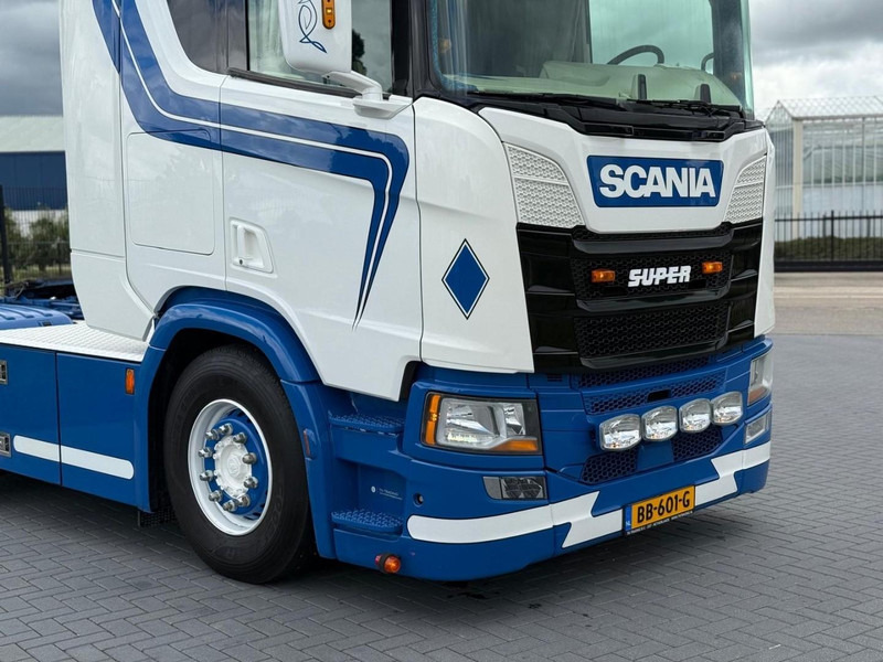 Scania R450 SHOW TRUCK, INTERIOR, STEERING, RETARDER, 570.000 KM. - Sadulveok: pilt 5 Scania R450 SHOW TRUCK, INTERIOR, STEERING, RETARDER, 570.000 KM. - Sadulveok: pilt 5
