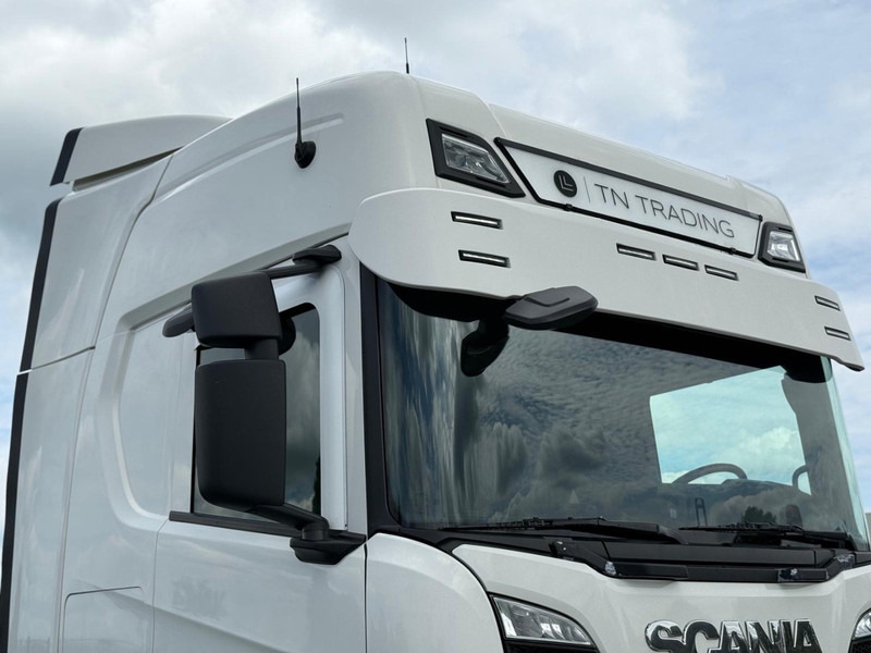 Scania R500 VOLLUCHT, LEREN STOELEN, RETARDER, GOEDE STAAT. - Sadulveok: pilt 5 Scania R500 VOLLUCHT, LEREN STOELEN, RETARDER, GOEDE STAAT. - Sadulveok: pilt 5