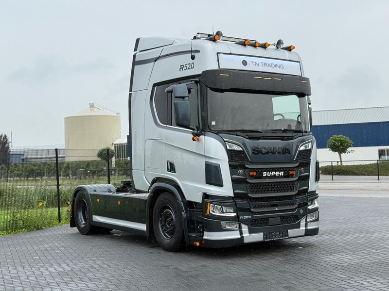 Scania R520 V8 NGS 6 BALLOONS, FULL AIR, RETARDER, 2X TANK, SHOW, FULL SPOILER. - Sadulveok: pilt 1 Scania R520 V8 NGS 6 BALLOONS, FULL AIR, RETARDER, 2X TANK, SHOW, FULL SPOILER. - Sadulveok: pilt 1