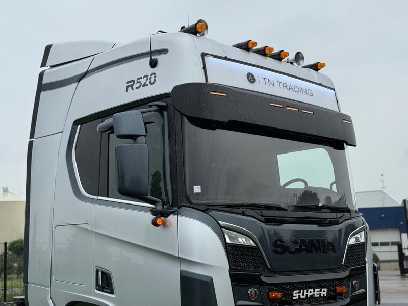 Scania R520 V8 NGS 6 BALLOONS, FULL AIR, RETARDER, 2X TANK, SHOW, FULL SPOILER. - Sadulveok: pilt 5 Scania R520 V8 NGS 6 BALLOONS, FULL AIR, RETARDER, 2X TANK, SHOW, FULL SPOILER. - Sadulveok: pilt 5