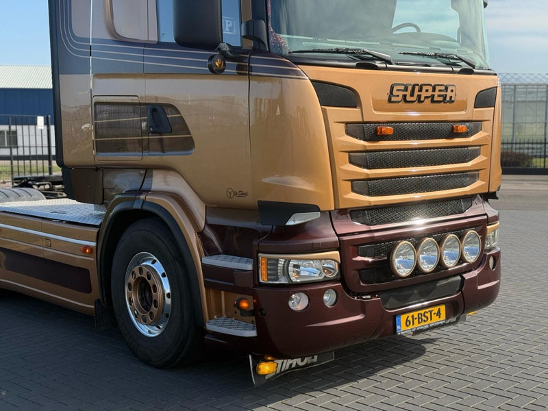 Scania R730 V8 V8, SHOWTRUCK VOLLUCHT, RETARDER, HYDRAULIEK, BOOGIE, ALU WIELEN, LEER. - Sadulveok: pilt 3 Scania R730 V8 V8, SHOWTRUCK VOLLUCHT, RETARDER, HYDRAULIEK, BOOGIE, ALU WIELEN, LEER. - Sadulveok: pilt 3