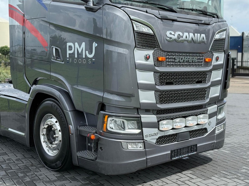 Scania S520 V8 NGS NIEUW STAAT, ALCOA, RETARDER, LEREN STOELEN, TACHO 2. - Sadulveok: pilt 4 Scania S520 V8 NGS NIEUW STAAT, ALCOA, RETARDER, LEREN STOELEN, TACHO 2. - Sadulveok: pilt 4