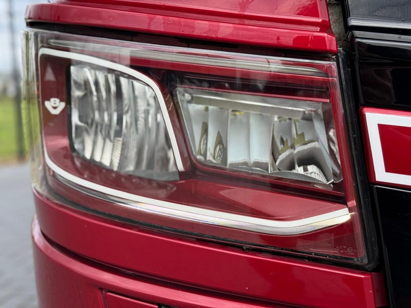 Scania S580 V8 NGS SHOWTRUCK, VOLLUCHT, RETARDER, LEER, GESTUURD. - Sadulveok: pilt 5 Scania S580 V8 NGS SHOWTRUCK, VOLLUCHT, RETARDER, LEER, GESTUURD. - Sadulveok: pilt 5
