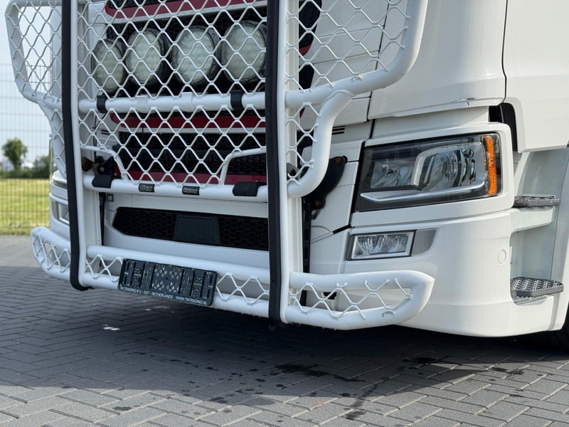 Scania S580 VOLLUCHT, PTO, LEER, RETARDER, TV, 3.15WB, BULLBAR. - Sadulveok: pilt 5 Scania S580 VOLLUCHT, PTO, LEER, RETARDER, TV, 3.15WB, BULLBAR. - Sadulveok: pilt 5