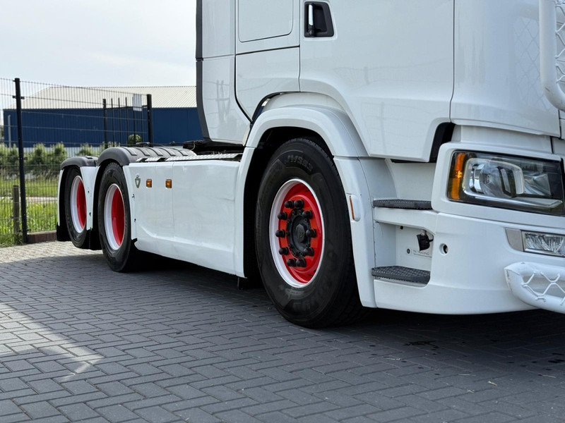 Scania S580 VOLLUCHT, PTO, LEER, RETARDER, TV, 3.15WB, BULLBAR. - Sadulveok: pilt 2 Scania S580 VOLLUCHT, PTO, LEER, RETARDER, TV, 3.15WB, BULLBAR. - Sadulveok: pilt 2
