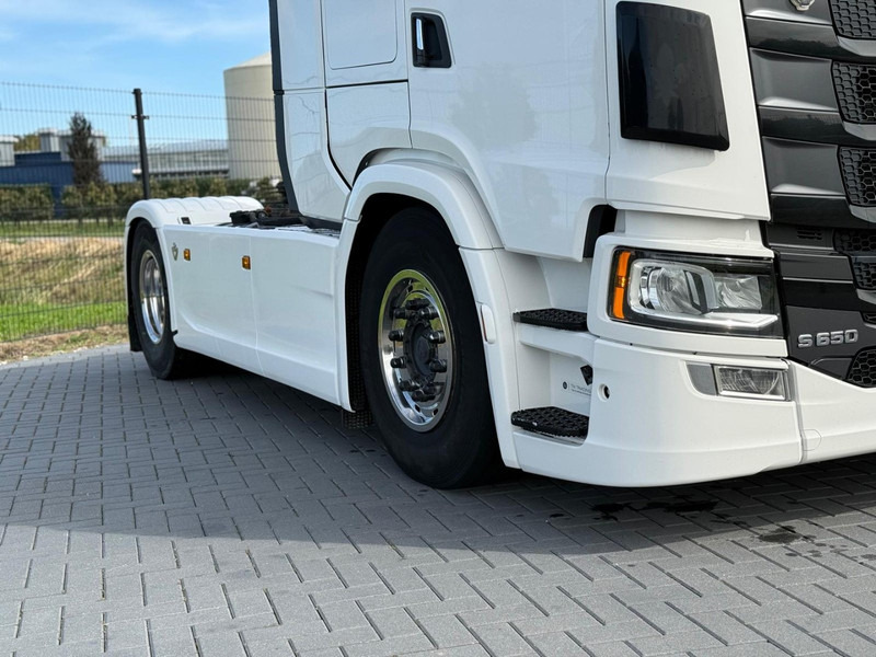 Scania S650 V8 NGS PARK COOL, VOLLUCHT, HYDRAULIEK, PTO, RETARDER, VOL SPOILER. - Sadulveok: pilt 3 Scania S650 V8 NGS PARK COOL, VOLLUCHT, HYDRAULIEK, PTO, RETARDER, VOL SPOILER. - Sadulveok: pilt 3