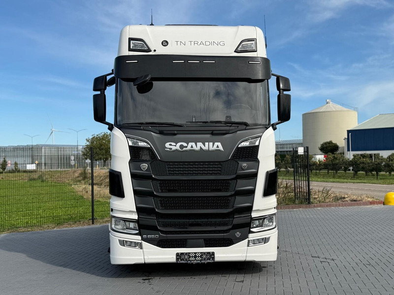 Scania S650 V8 NGS PARK COOL, VOLLUCHT, HYDRAULIEK, PTO, RETARDER, VOL SPOILER. - Sadulveok: pilt 5 Scania S650 V8 NGS PARK COOL, VOLLUCHT, HYDRAULIEK, PTO, RETARDER, VOL SPOILER. - Sadulveok: pilt 5