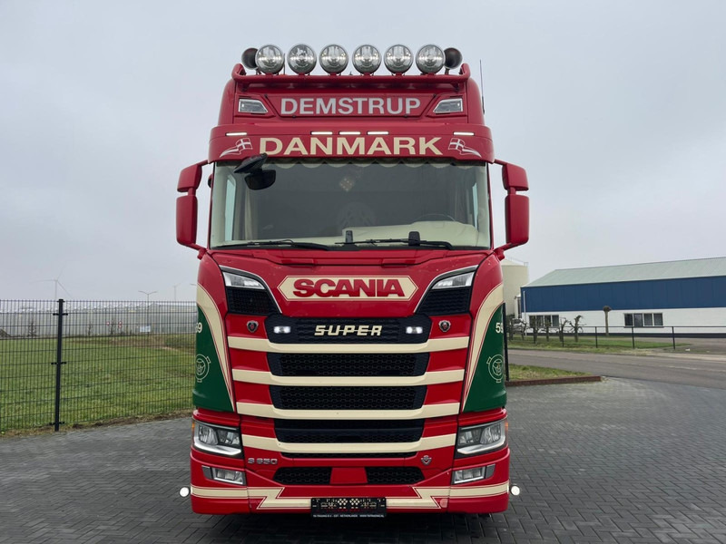 Scania S650 V8 NGS SHOW TRUCK, FULL AIR, RETARDER, PTO/HYDRAULIC! - Sadulveok: pilt 3 Scania S650 V8 NGS SHOW TRUCK, FULL AIR, RETARDER, PTO/HYDRAULIC! - Sadulveok: pilt 3