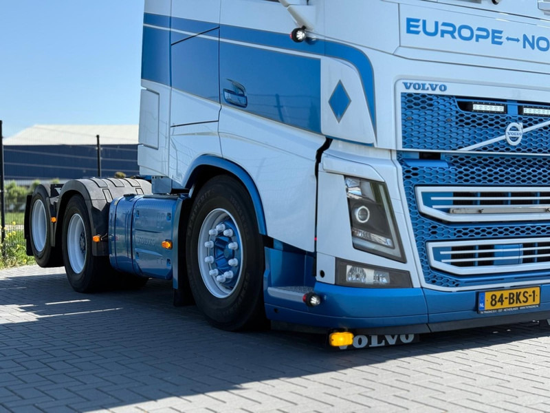Volvo FH 16.750 FULL AIR, LEATHER, SHOW, TOP CONDITION, XL CABINE. - Sadulveok: pilt 4 Volvo FH 16.750 FULL AIR, LEATHER, SHOW, TOP CONDITION, XL CABINE. - Sadulveok: pilt 4