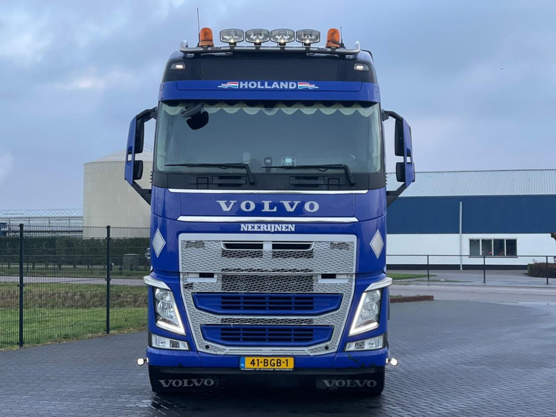 Volvo FH 460 NL TRUCK, ALCOA WHEELS, 2X TANK, CONTAINER! - Konteinerveduk/ Tõstukiga veoauto: pilt 2 Volvo FH 460 NL TRUCK, ALCOA WHEELS, 2X TANK, CONTAINER! - Konteinerveduk/ Tõstukiga veoauto: pilt 2