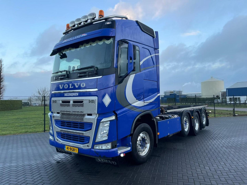 Volvo FH 460 NL TRUCK, ALCOA WHEELS, 2X TANK, CONTAINER! - Konteinerveduk/ Tõstukiga veoauto: pilt 3 Volvo FH 460 NL TRUCK, ALCOA WHEELS, 2X TANK, CONTAINER! - Konteinerveduk/ Tõstukiga veoauto: pilt 3