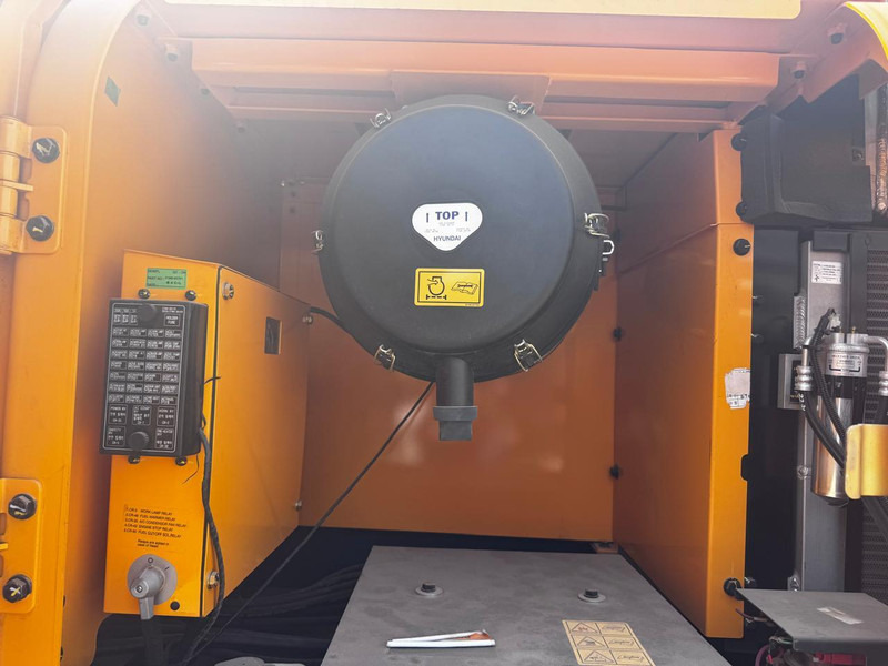 Uus Lintekskavaator Hyundai R340L UNUSED: pilt 16