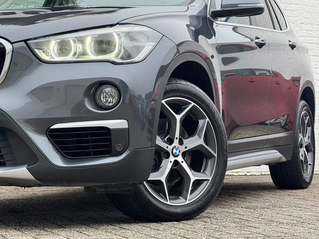 BMW X1-SDrive18i High Executive M-sport Panorama Led Keyless Leder+verwarming Cruise - Maastur: pilt 5 BMW X1-SDrive18i High Executive M-sport Panorama Led Keyless Leder+verwarming Cruise - Maastur: pilt 5