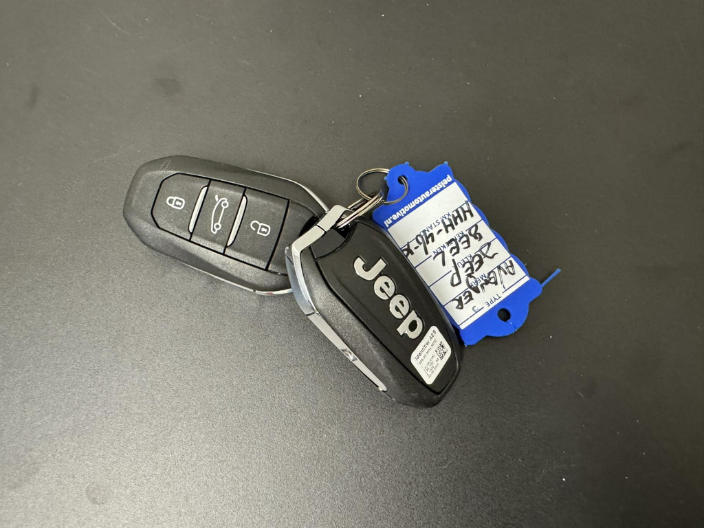 Jeep Avenger-1.2 Altitude Adaptive cruise control Climate control Parkeersensor achter DAB radio - Maastur: pilt 4 Jeep Avenger-1.2 Altitude Adaptive cruise control Climate control Parkeersensor achter DAB radio - Maastur: pilt 4