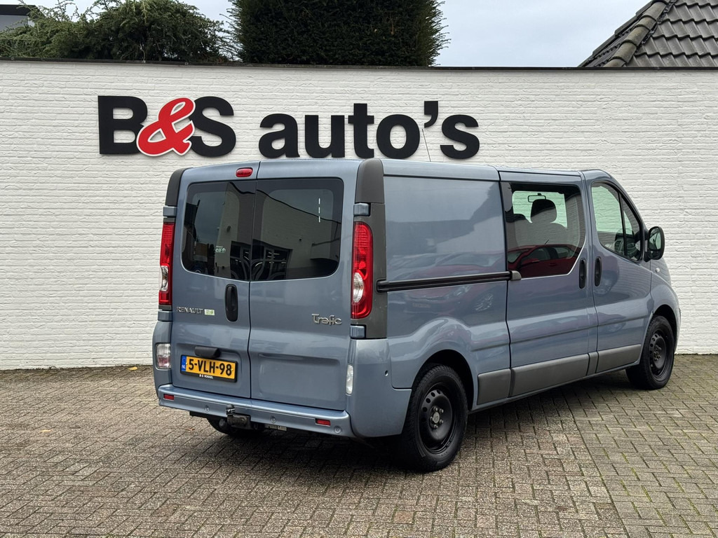 Renault Trafic-2.0 dCi T29 L2H1 dubbele cabine cruise control Airco Bluetooth 2x schuifdeur Laadruimte bekleed Parkeersensoren - Meeskonnaauto: pilt 2 Renault Trafic-2.0 dCi T29 L2H1 dubbele cabine cruise control Airco Bluetooth 2x schuifdeur Laadruimte bekleed Parkeersensoren - Meeskonnaauto: pilt 2