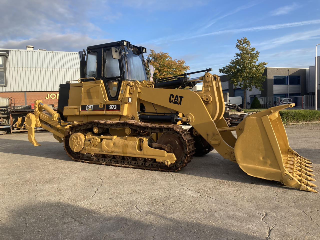 CATERPILLAR 973 - Roomiklaadur: pilt 4 CATERPILLAR 973 - Roomiklaadur: pilt 4