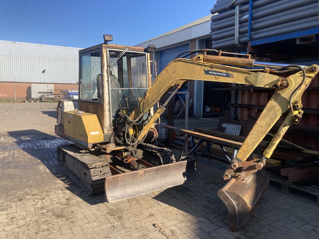 KOMATSU PC30-5 - Miniekskavaator: pilt 4 KOMATSU PC30-5 - Miniekskavaator: pilt 4