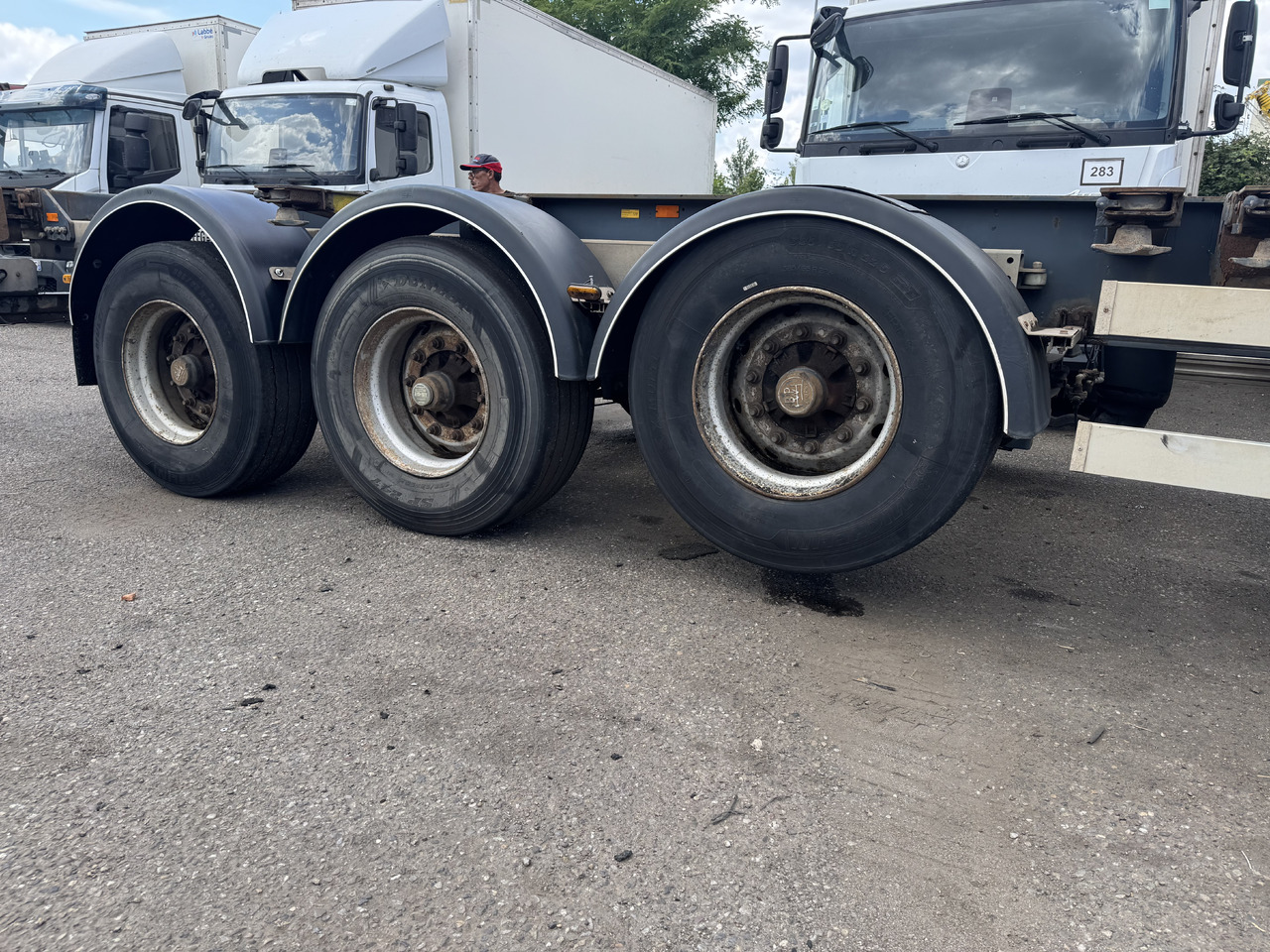 VAN HOOL Porte containers - Konteinerveduk/ Tõstukiga poolhaagis: pilt 5 VAN HOOL Porte containers - Konteinerveduk/ Tõstukiga poolhaagis: pilt 5