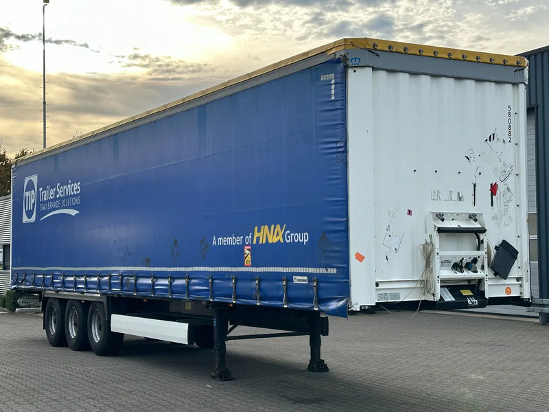 Krone Schuifzeil -Dak / BPW-Assen - Tentpoolhaagis: pilt 4 Krone Schuifzeil -Dak / BPW-Assen - Tentpoolhaagis: pilt 4