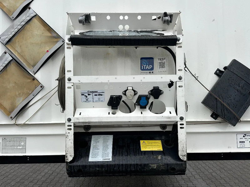 Krone Schuifzeil -Dak Met Borden / BPW-Assen - Tentpoolhaagis: pilt 5 Krone Schuifzeil -Dak Met Borden / BPW-Assen - Tentpoolhaagis: pilt 5