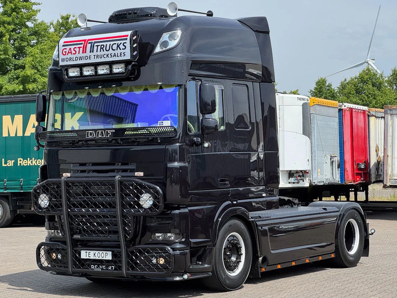 DAF XF 105.460 Super Space Cab Showtruck *TOP* - Sadulveok: pilt 1 DAF XF 105.460 Super Space Cab Showtruck *TOP* - Sadulveok: pilt 1
