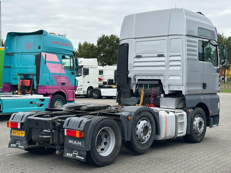 MAN TGA 26.430 XXL 6x2/4 Euro 4 / 762 Tkm *NL-Truck* - Sadulveok: pilt 4 MAN TGA 26.430 XXL 6x2/4 Euro 4 / 762 Tkm *NL-Truck* - Sadulveok: pilt 4