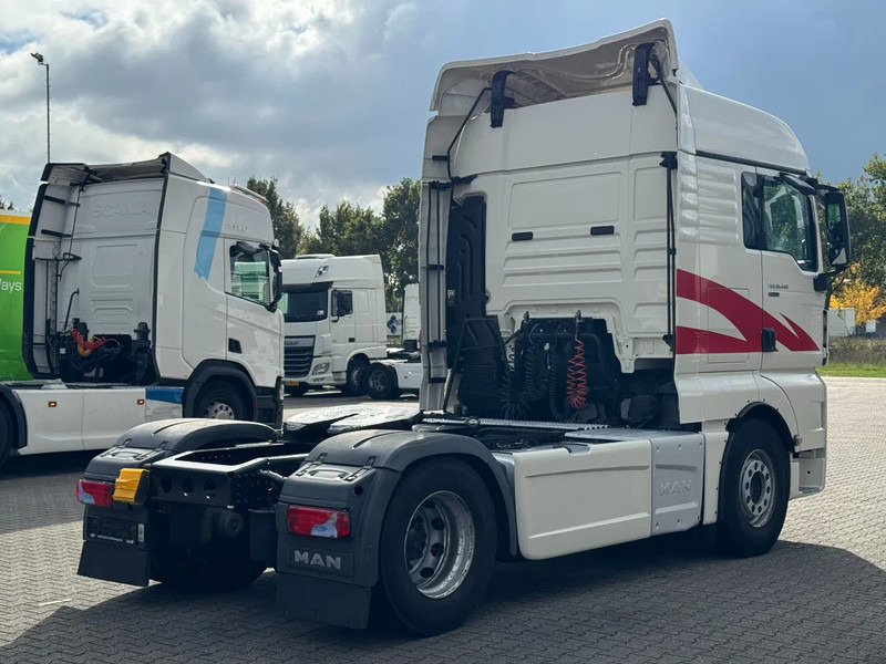 MAN TGX 18.440 XLX Full Spoiler - 2x Tank - Euro 6 - Sadulveok: pilt 3 MAN TGX 18.440 XLX Full Spoiler - 2x Tank - Euro 6 - Sadulveok: pilt 3